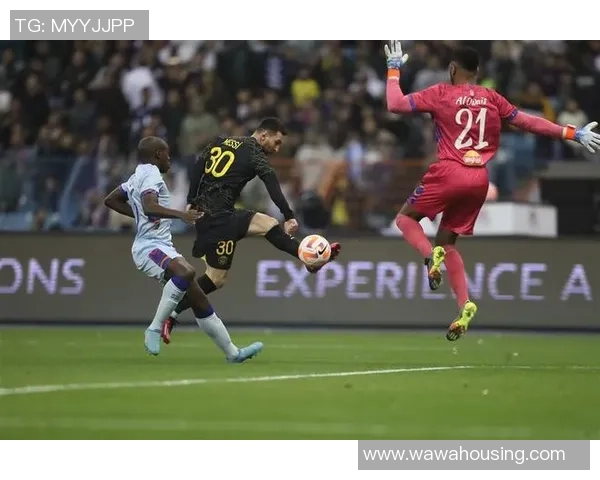 欧联杯惊天逆转巴黎圣日耳曼补时绝杀尤文图斯引发全场狂欢