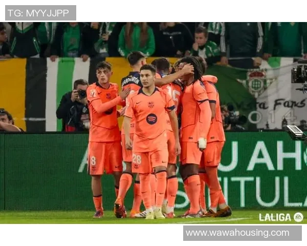 中超激战巴萨逆转利物浦六比二争议判罚引发全场热议