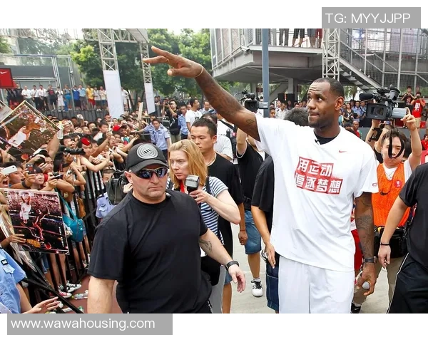 姚明布鲁携手共创篮球新篇章推动中美体育文化交流与发展