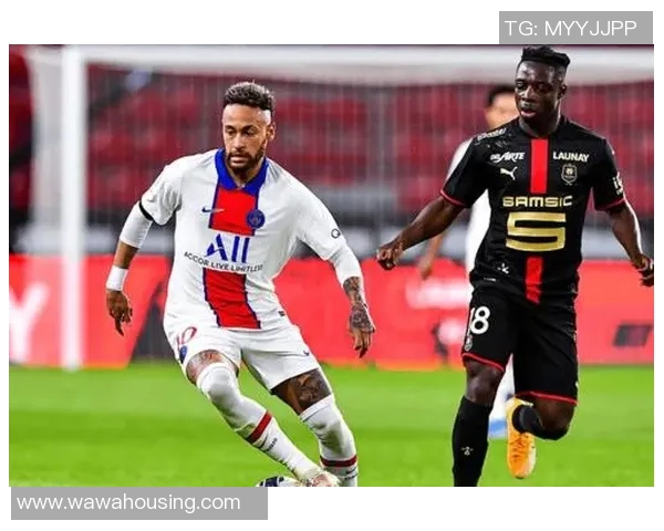 巴黎圣日耳曼大胜里昂四球逆转引发全场狂欢战报解析