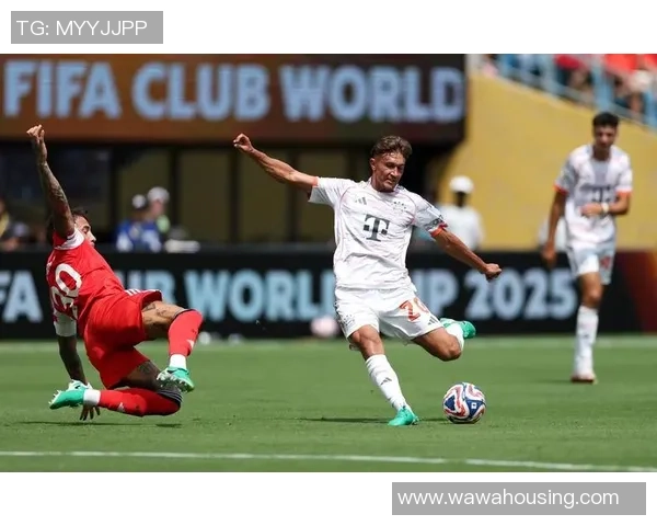 西甲激战：拜仁与本菲卡平局后点球大战引发全场狂欢战术分析