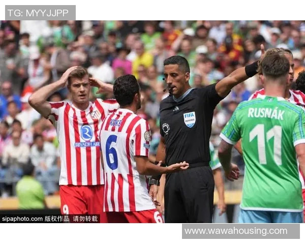 世界杯精彩对决多特蒙德与马竞战成平局帽子戏法引发争议判罚