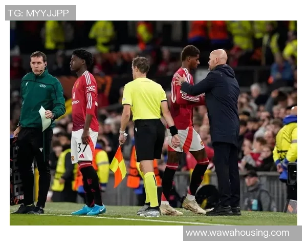 欧联杯精彩对决巴黎圣日耳曼大胜热刺引发全场狂欢集锦回顾