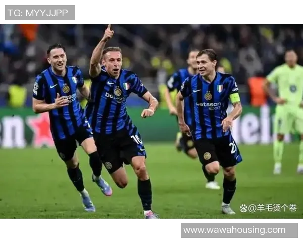 国米狂胜巴萨五球大捷乌龙球瞬间点燃全场激情 国米狂胜巴萨五球大捷乌龙球瞬间点燃全场激情