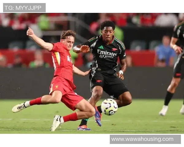 意甲赛场惊现冷门利物浦狂胜尤文图斯引发全场震动