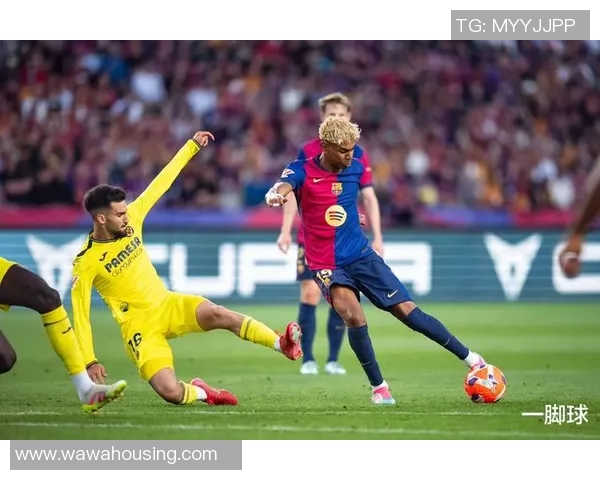 欧冠激战：巴黎圣日耳曼与巴萨战成平局绝杀时刻引发全场沸腾