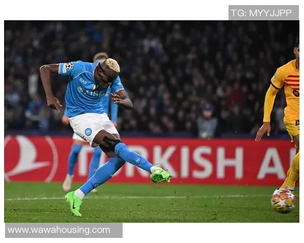 那不勒斯狂胜巴萨4-0绝杀瞬间引发全场沸腾精彩集锦回顾